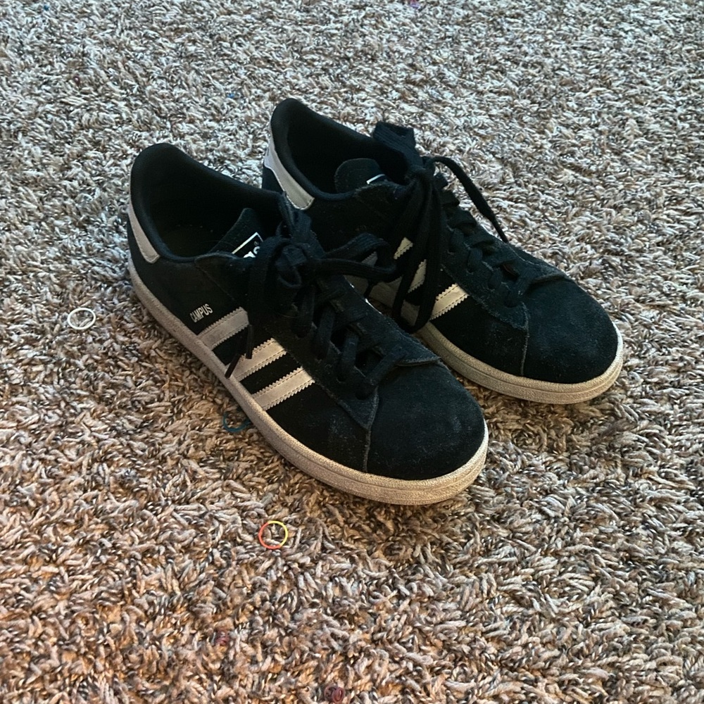 Adidas campus